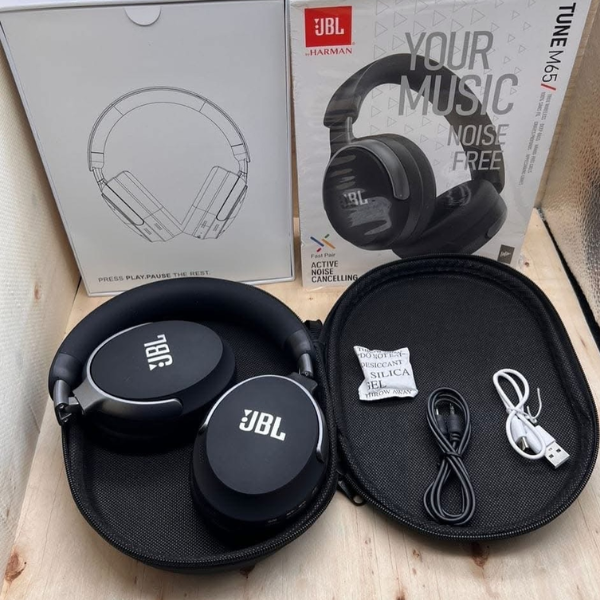 JBL M65 Bluetooth Headphones BOX